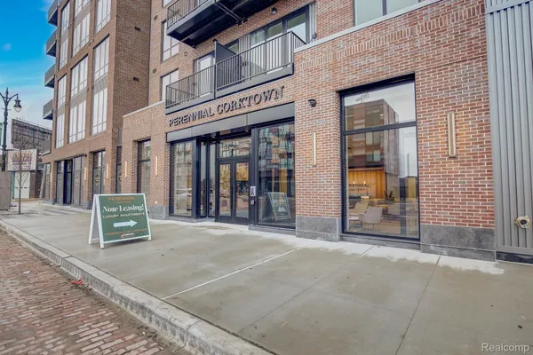 $5,250 | 1611 Michigan Avenue, Unit 1620, Detroit, MI 48216