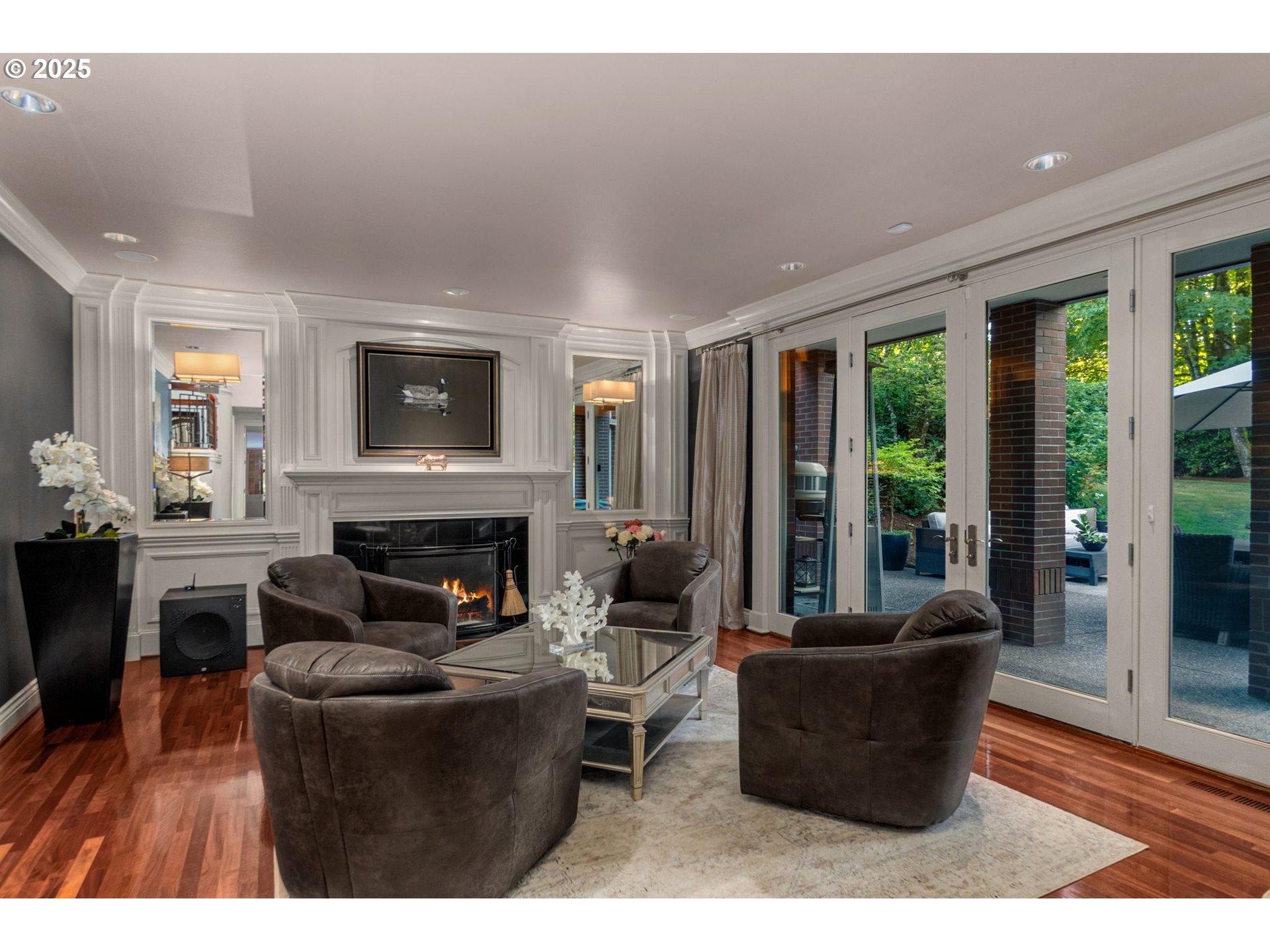 7915 Northwest Gales Ridge Lane Portland, OR 97229 - Photo 14 of 47 Living Room