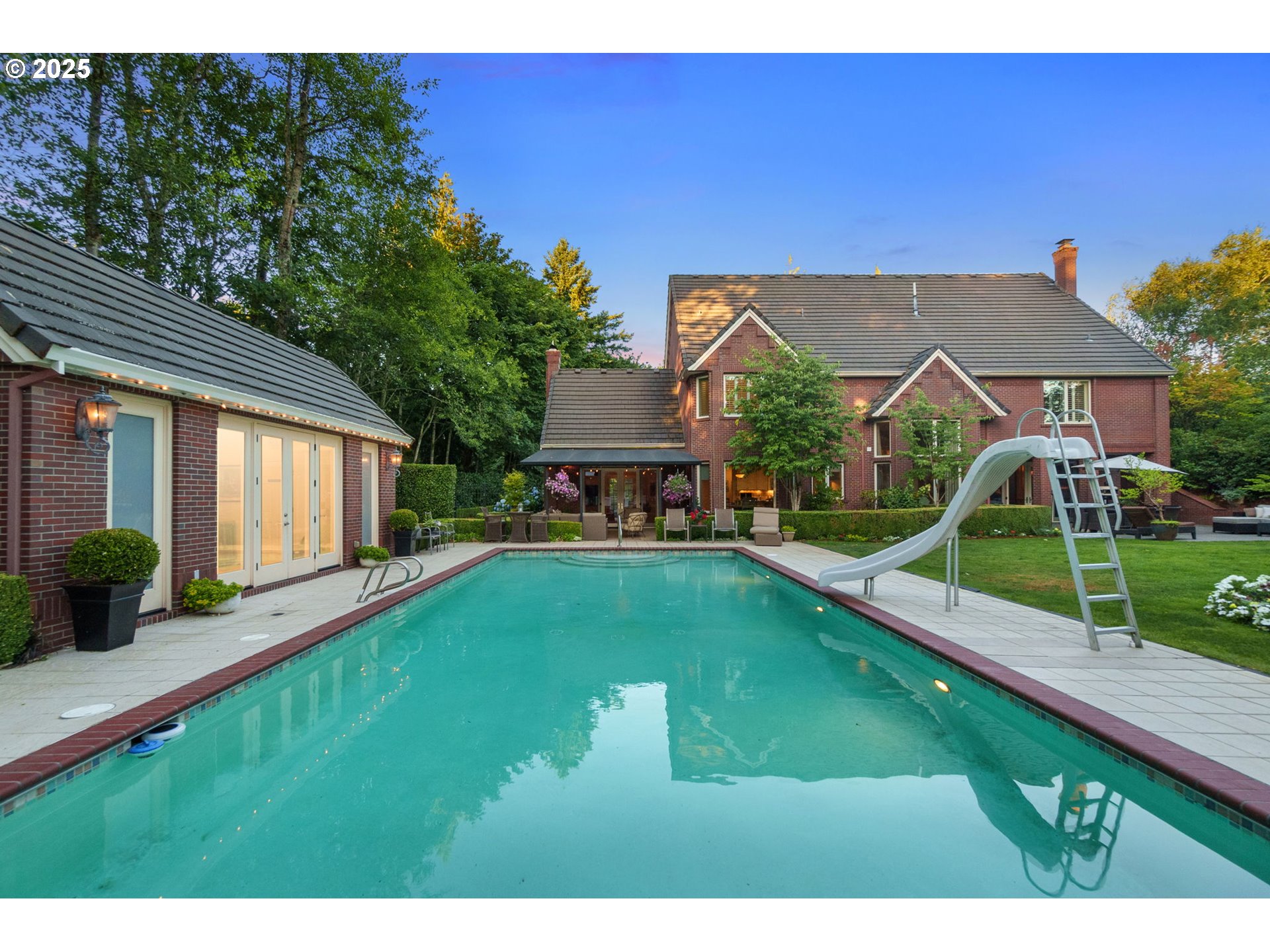 7915 Northwest Gales Ridge Lane Portland, OR 97229 - Photo 33 of 47