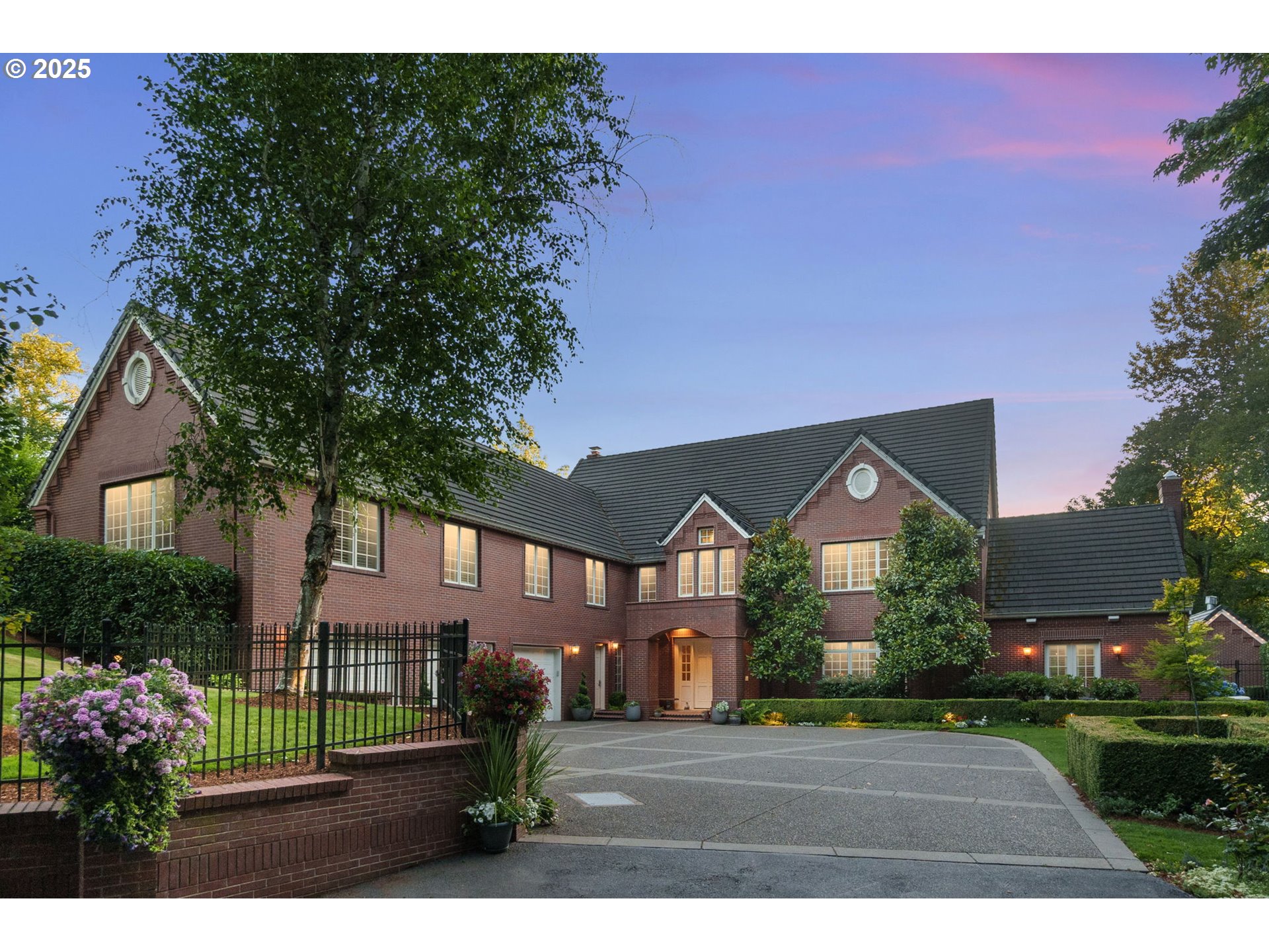 7915 Northwest Gales Ridge Lane Portland, OR 97229 - Photo 46 of 47