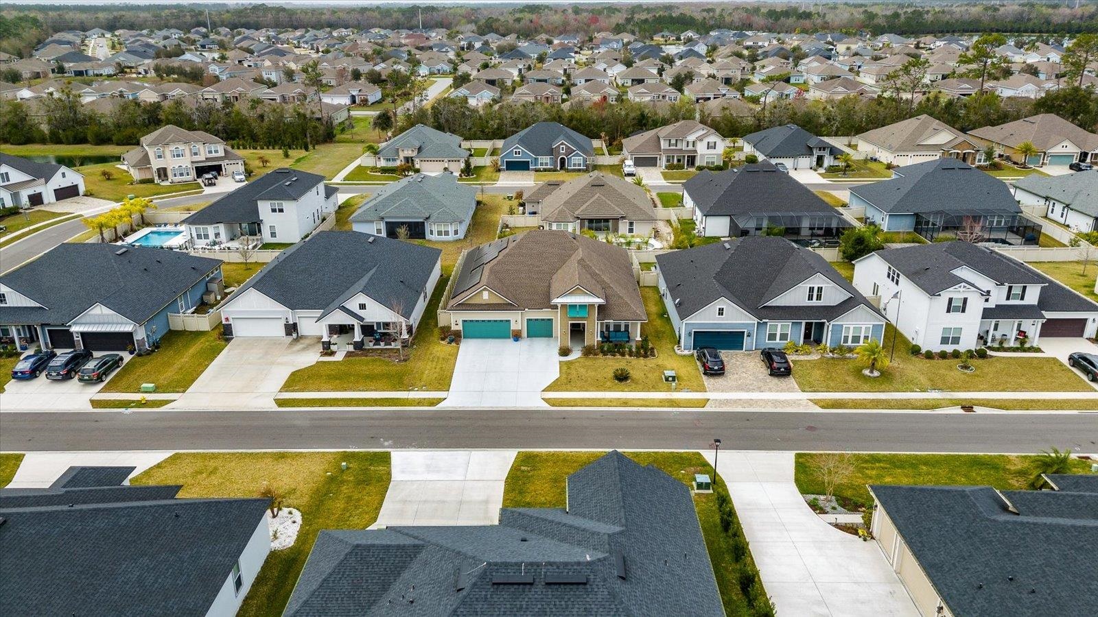 122 Kendall Way Street St. Augustine, FL 32092 - Photo 37 of 40 an aerial view of residential houses with outdoor space