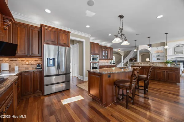 $1,625,000 | 121 Pamlico Lane, Chocowinity, NC 27817