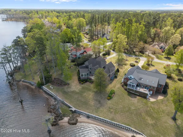 $1,625,000 | 121 Pamlico Lane, Chocowinity, NC 27817