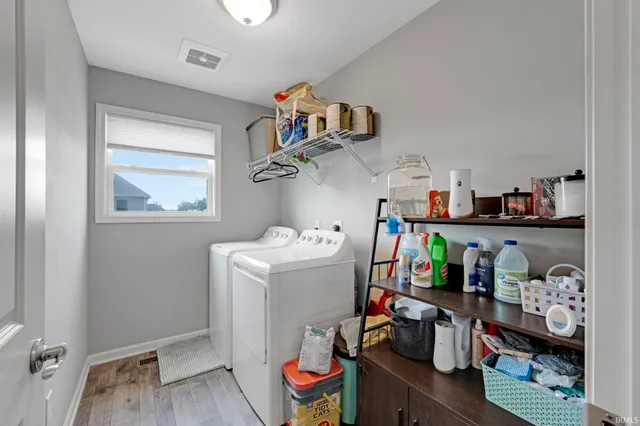 $295,900 | 10216 Runabay Cove, New Haven, IN 46774