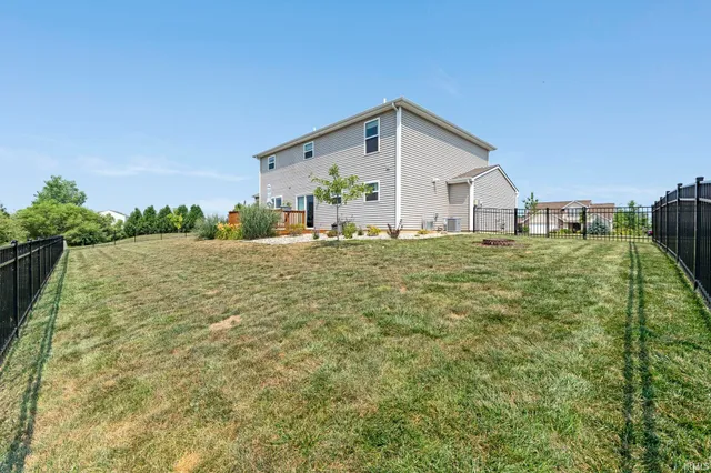 $295,900 | 10216 Runabay Cove, New Haven, IN 46774