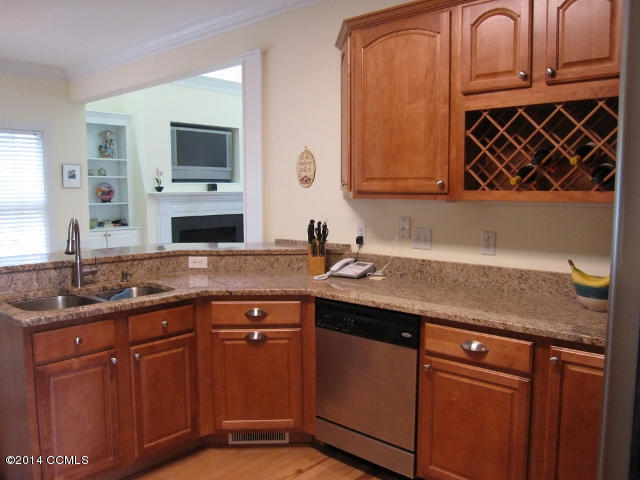 202 Dobbs Spaight Road New Bern, NC 28562 - Photo 8 of 40 8-Wood Cabinetry