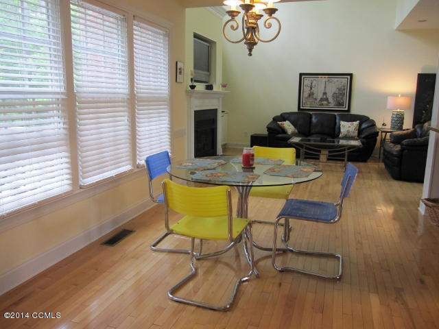 202 Dobbs Spaight Road New Bern, NC 28562 - Photo 9 of 40 9-Breakfast Area