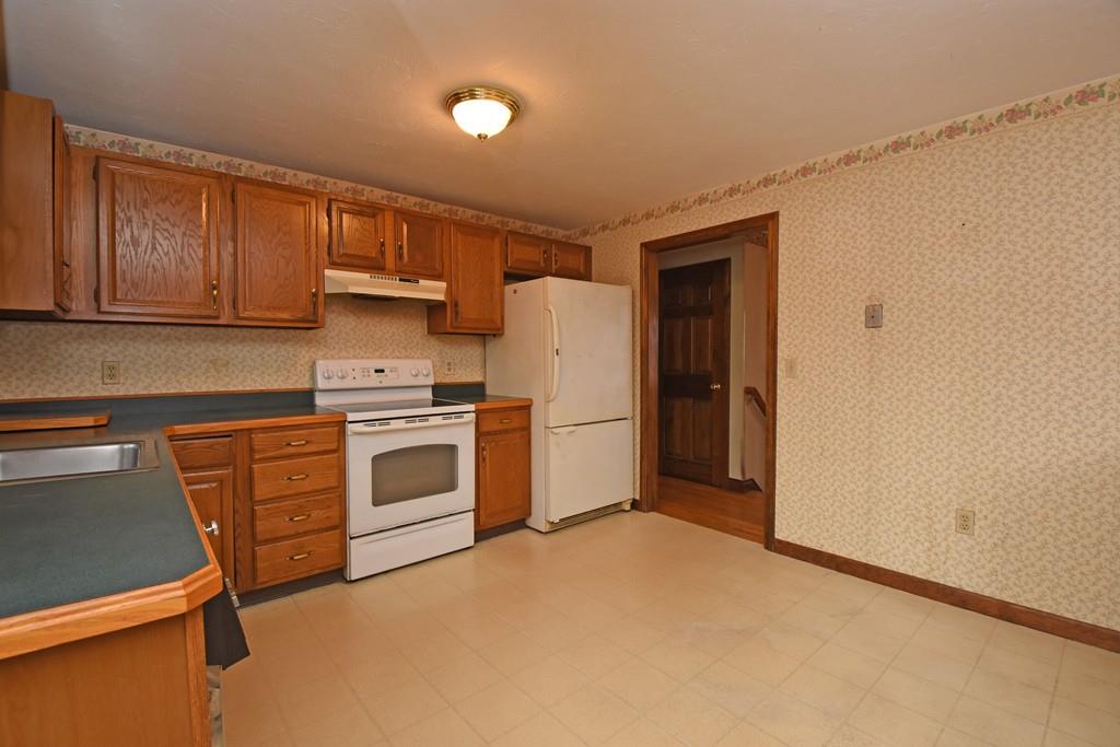 5 Sumac Circle Rutland, MA 01543 - Photo 8 of 25