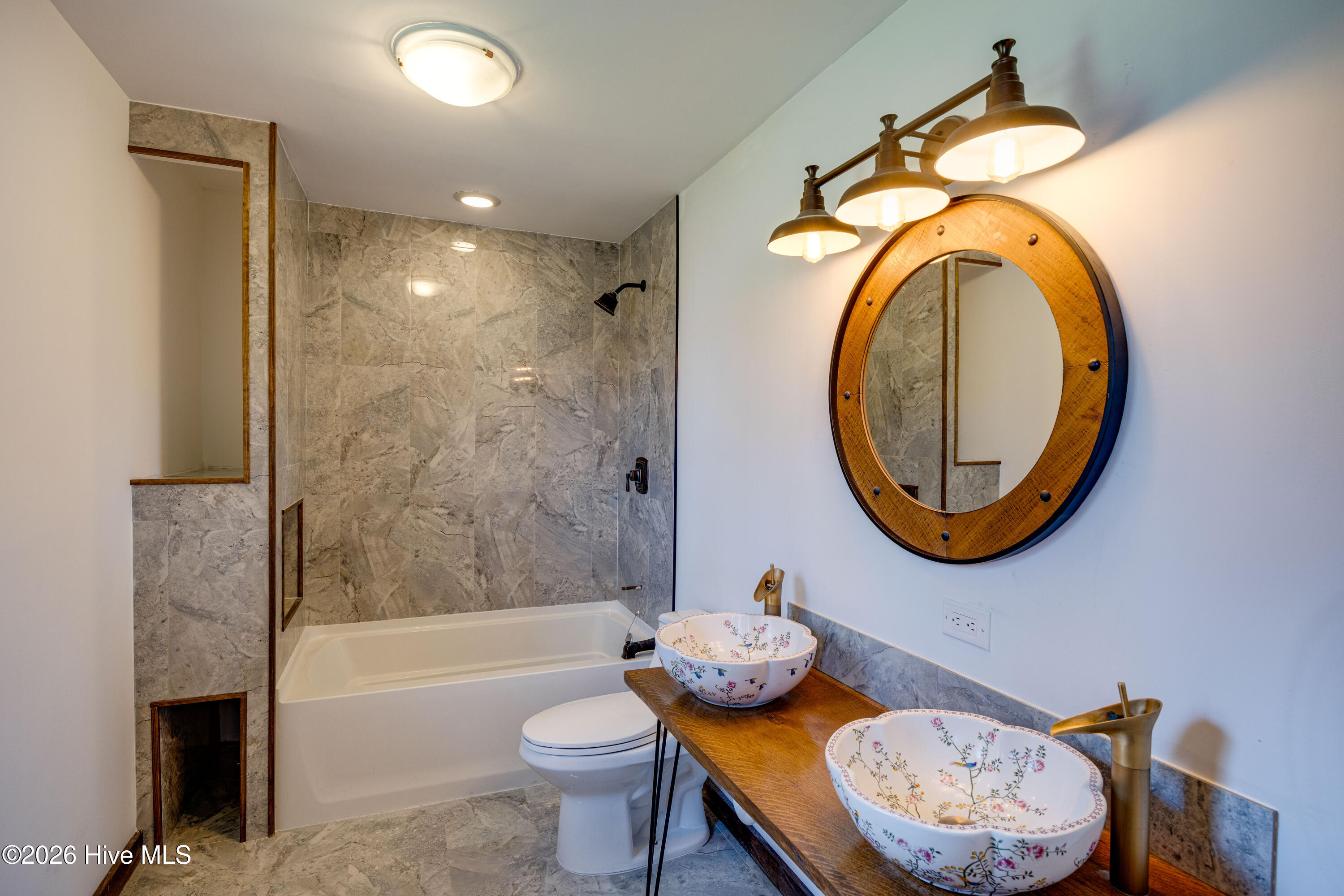 8856 Highway 32 Roper, NC 27970 - Photo 20 of 43 Primary Bath