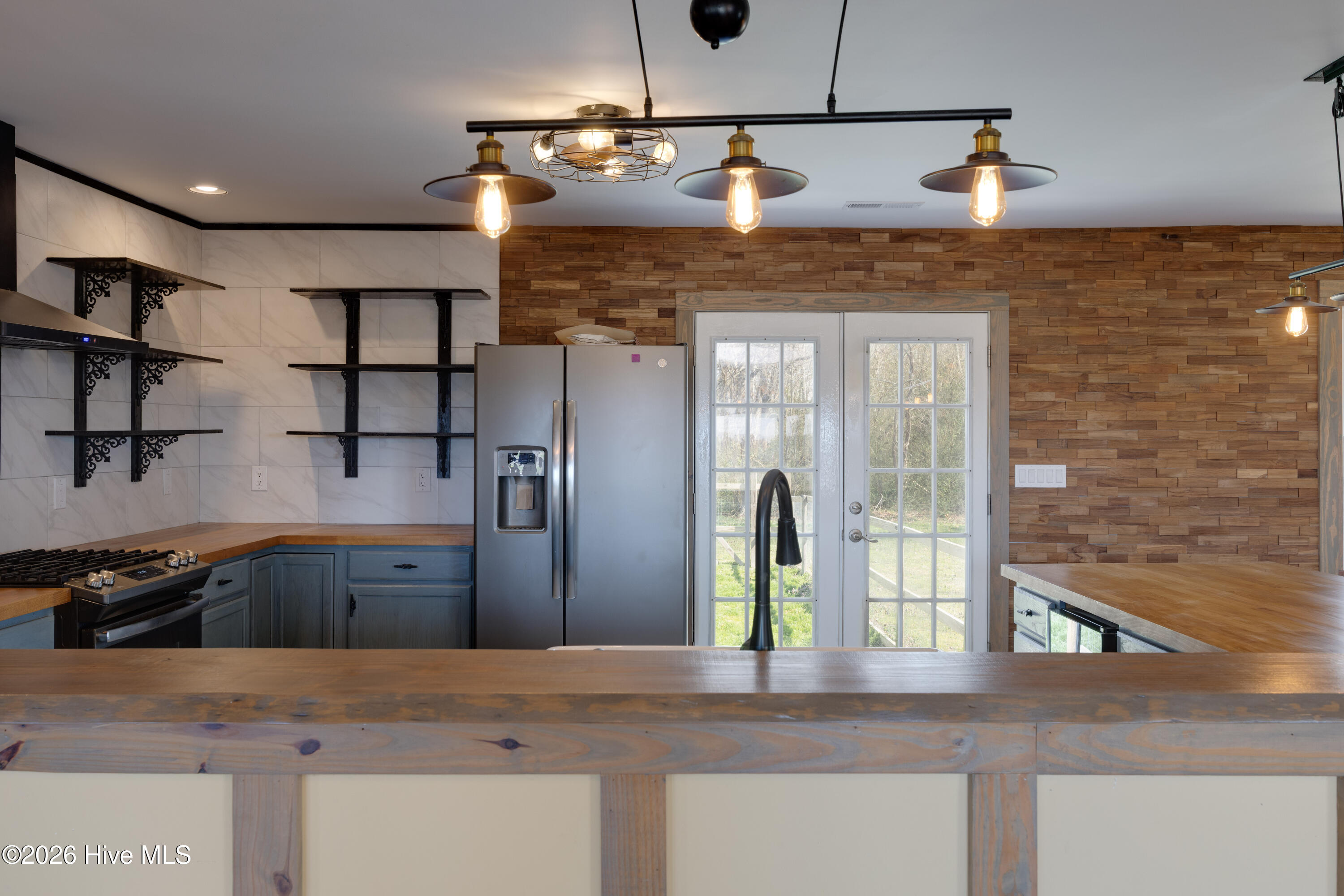 8856 Highway 32 Roper, NC 27970 - Photo 6 of 43 Open Kitchen