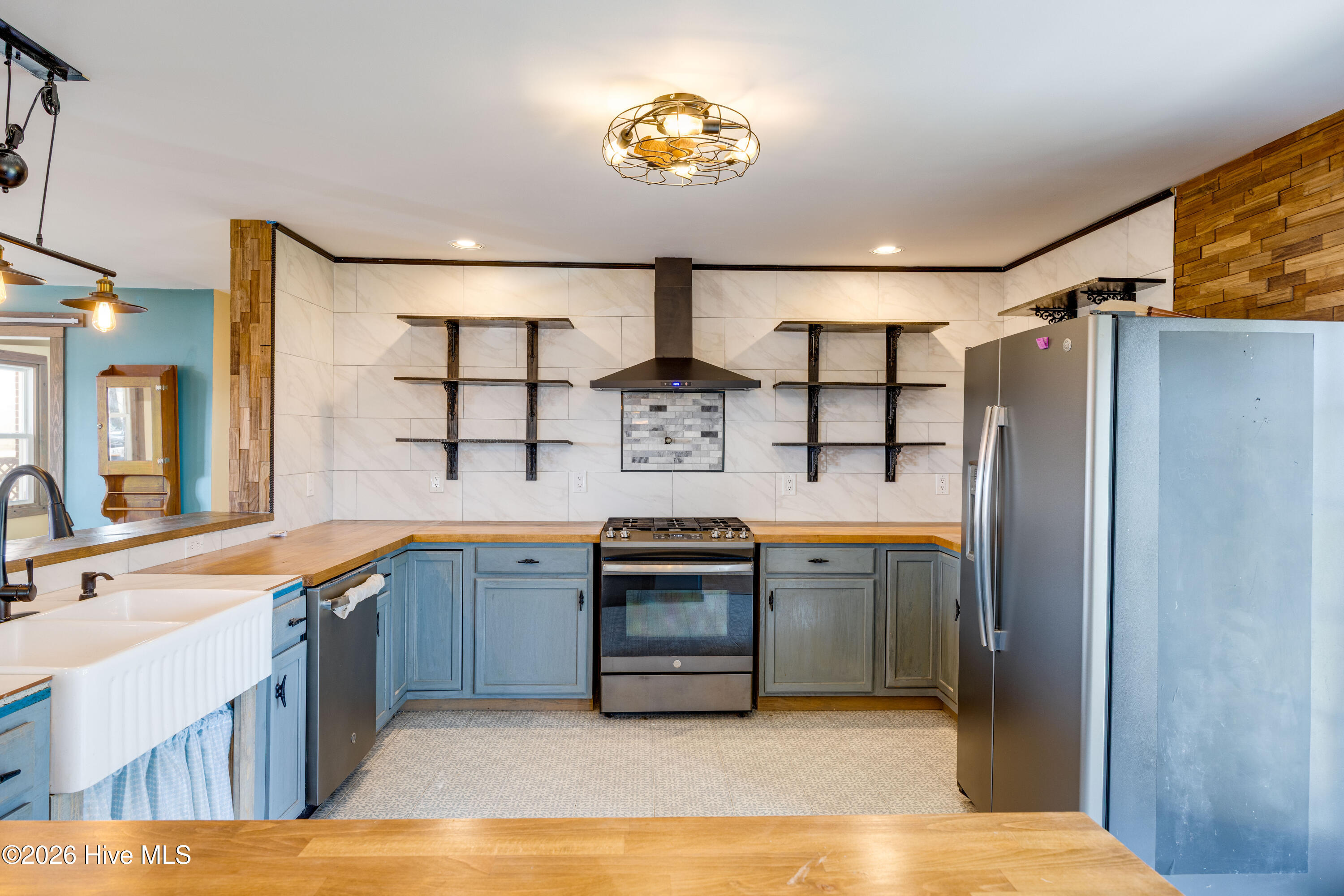 8856 Highway 32 Roper, NC 27970 - Photo 7 of 43 Kitchen