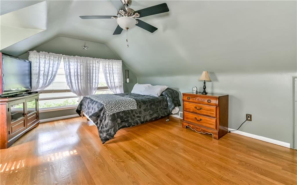 158 Lacock Avenue Rochester, PA 15074 - Photo 18 of 24 Master Bedroom