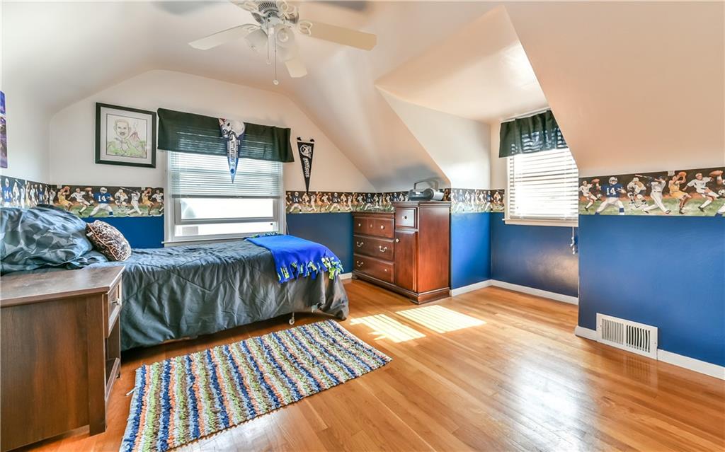 158 Lacock Avenue Rochester, PA 15074 - Photo 21 of 24 2nd Bedroom on upper floor