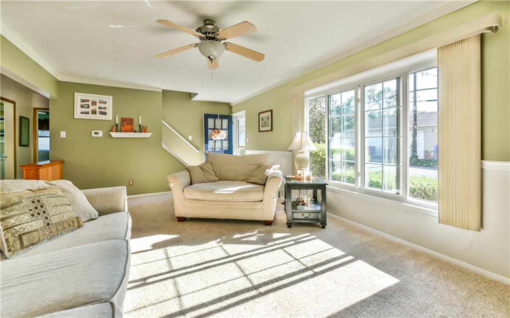 158 Lacock Avenue Rochester, PA 15074 - Photo 5 of 24