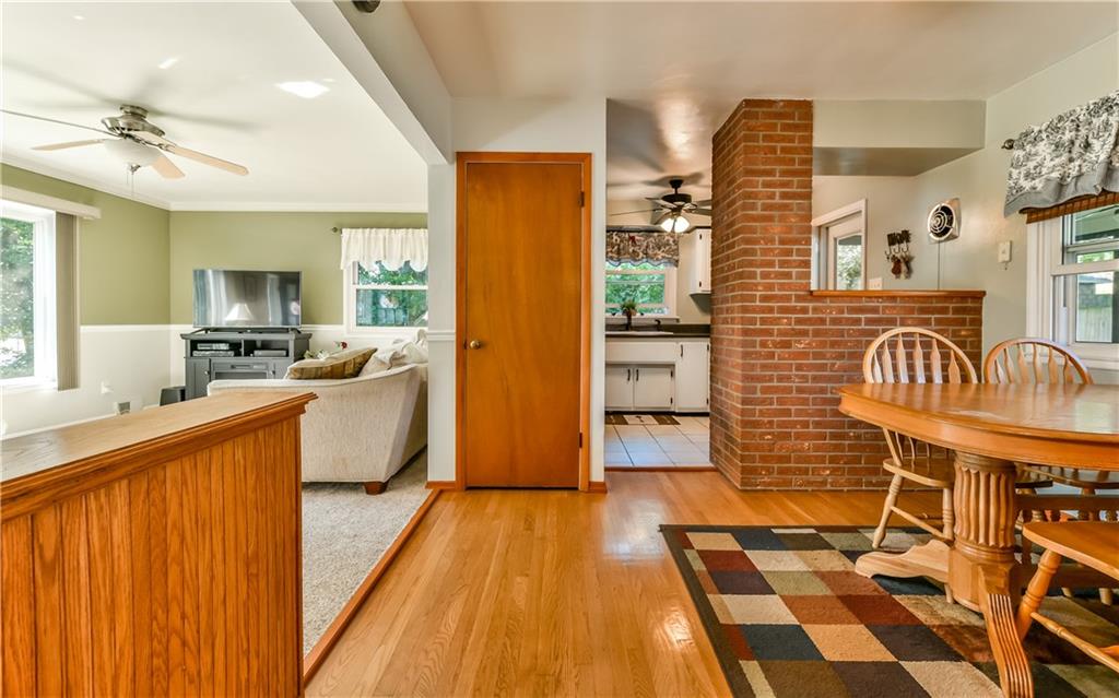 158 Lacock Avenue Rochester, PA 15074 - Photo 9 of 24