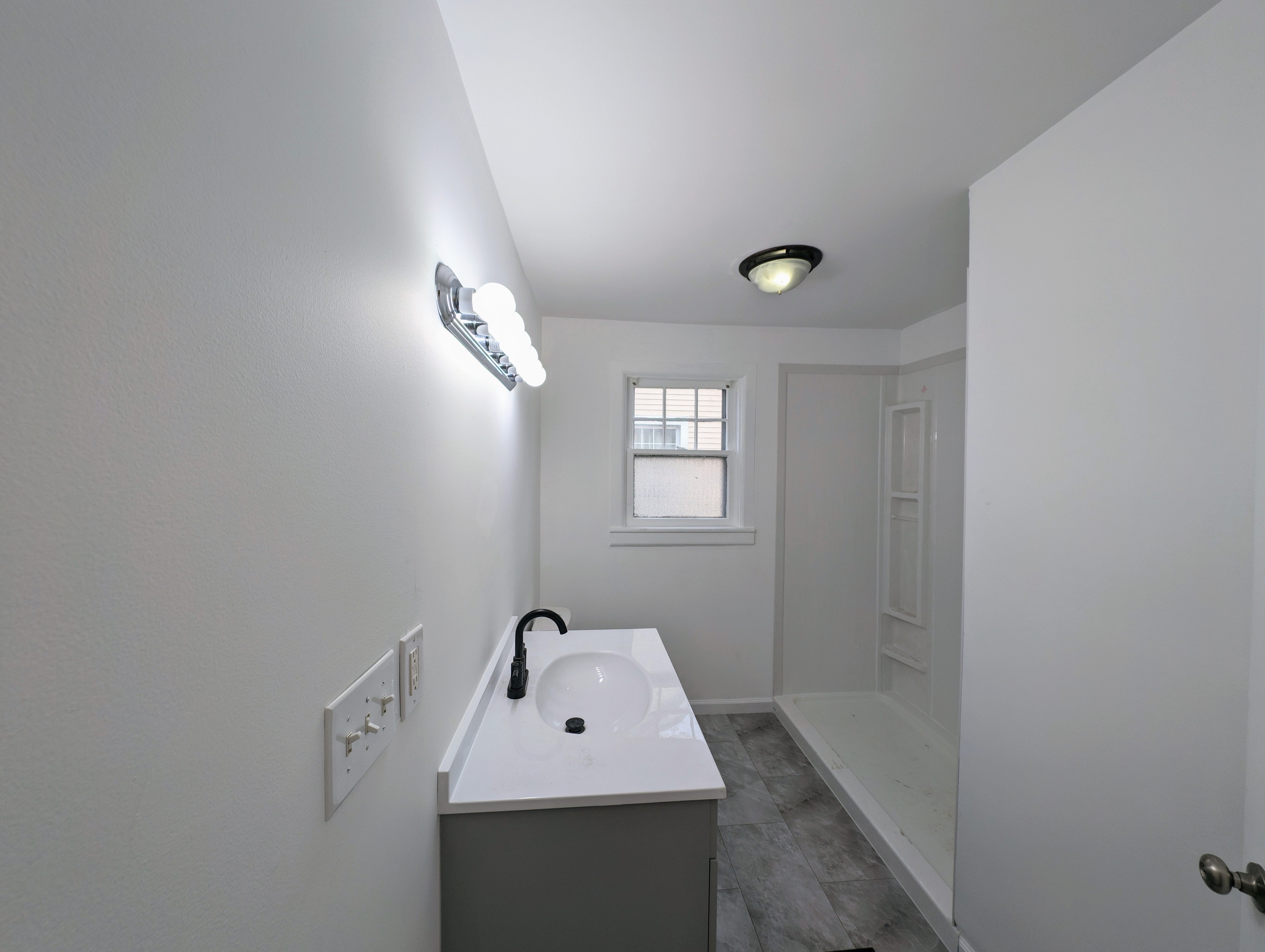 807 Reed Street Columbus, IN 47201 - Photo 10 of 22 Gallery Image 10
