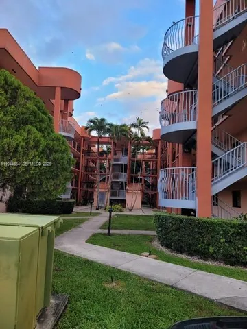 $245,900 | 5350 West 21st Court, Unit 203, Hialeah, FL 33016