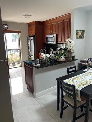 $245,900 | 5350 West 21st Court, Unit 203, Hialeah, FL 33016