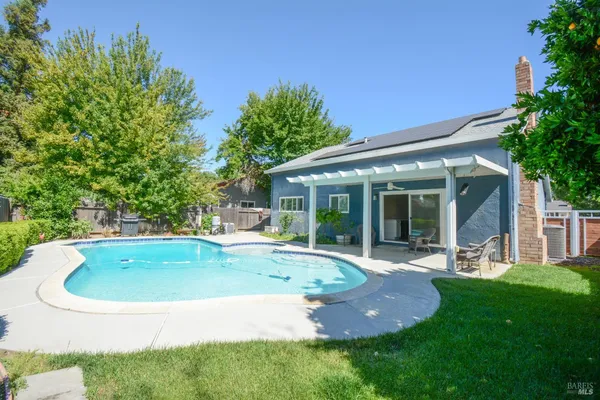 $689,000 | 1145 Woodvale Drive, Dixon, CA 95620