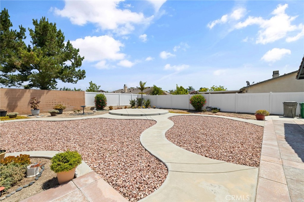 14392 Smith River Road Eastvale, CA 92880 - Photo 43 of 50