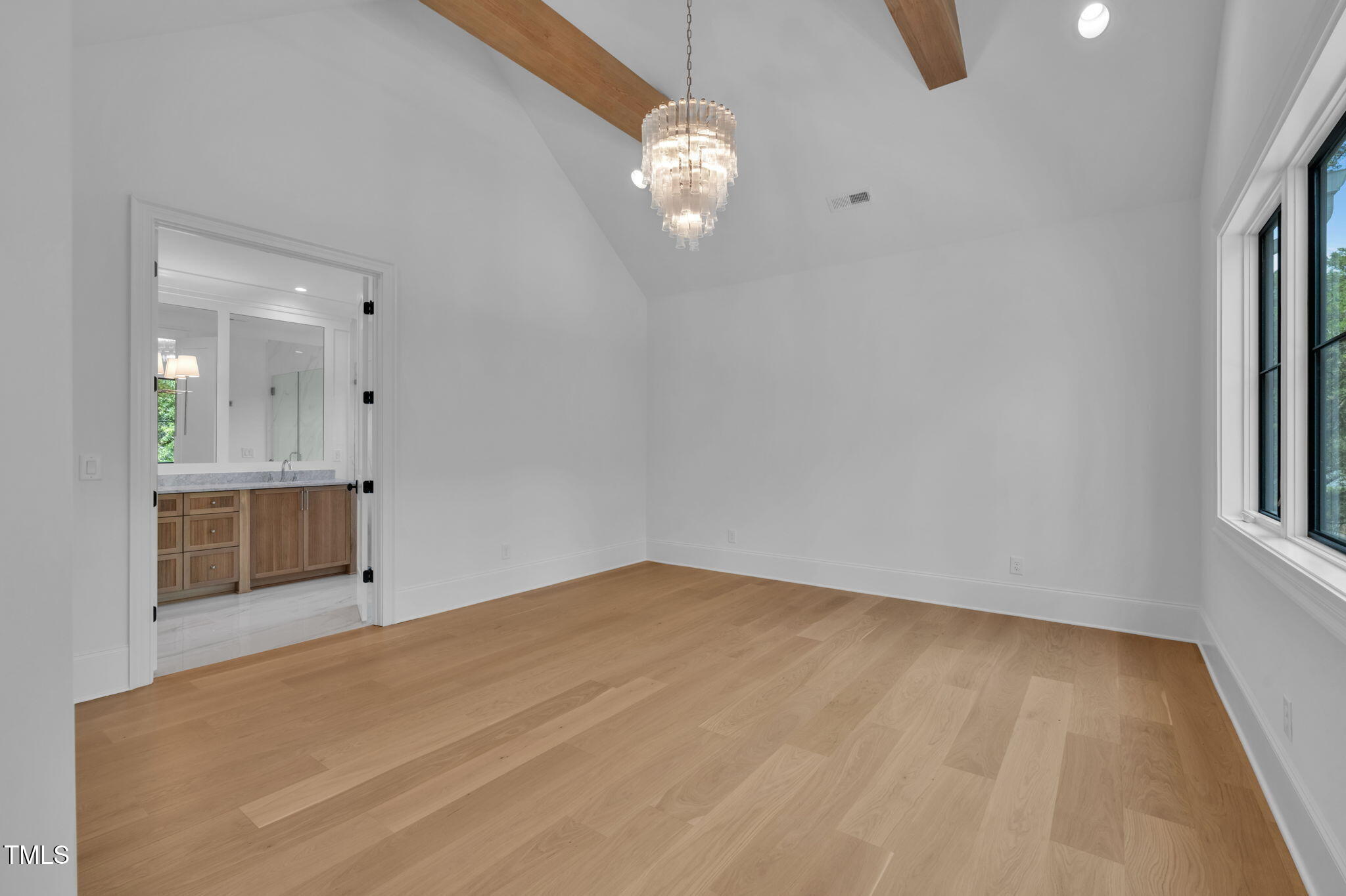 323 Hudson Street Raleigh, NC 27608 - Photo 28 of 52 26-web-or-mls-untitled-30