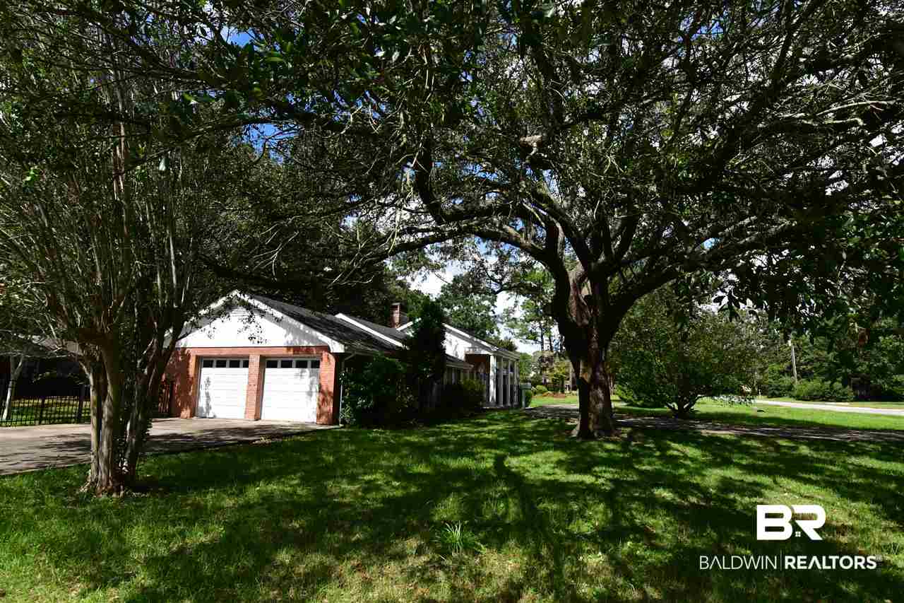 1003 North Pine Street Foley, AL 36535 - Photo 34 of 44