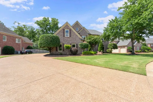 $649,000 | 1405 Red Bend Cove, Collierville, TN 38017