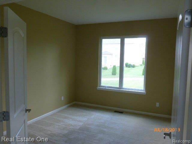 3399 Connors Drive Rochester, MI 48307 - Photo 16 of 21 Library