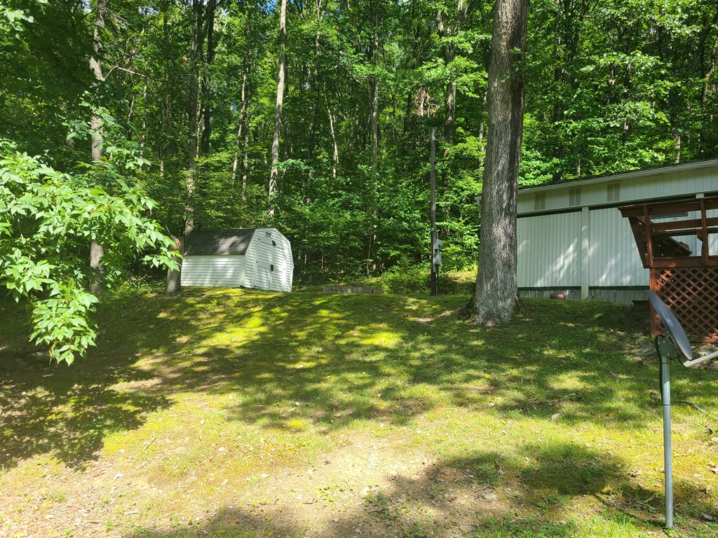 414 Upper Lease Road West Hickory, PA 16370 - Photo 2 of 9