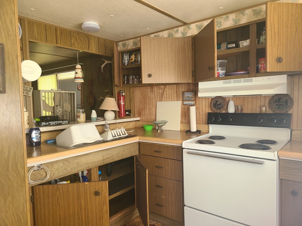 414 Upper Lease Road West Hickory, PA 16370 - Photo 4 of 9