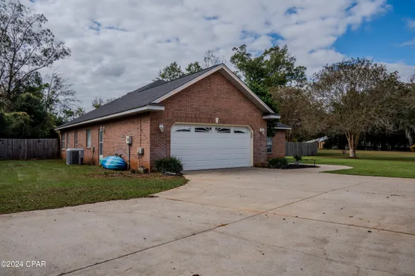 $370,000 | 3425 Maplewood Court, Marianna, FL 32446