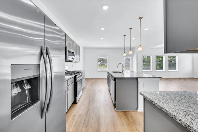 $439,990 | 1396 English Oak Drive, Clarksville, TN 37043