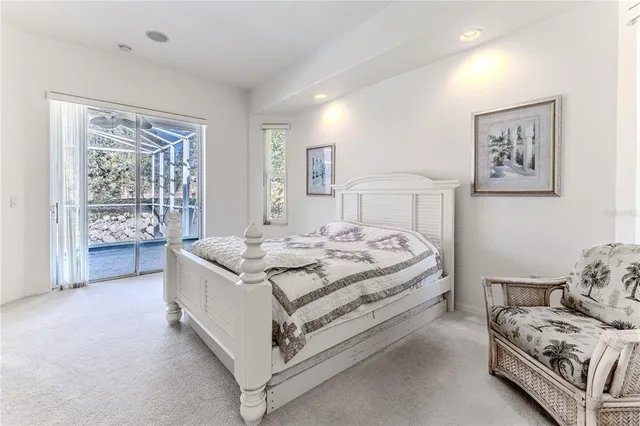 a view of room with empty shelves