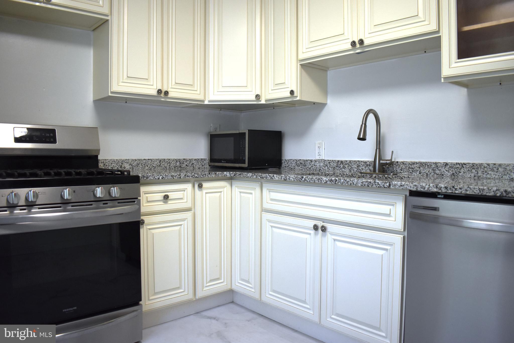 720 6th Road Newtonville, NJ 08346 - Photo 3 of 22