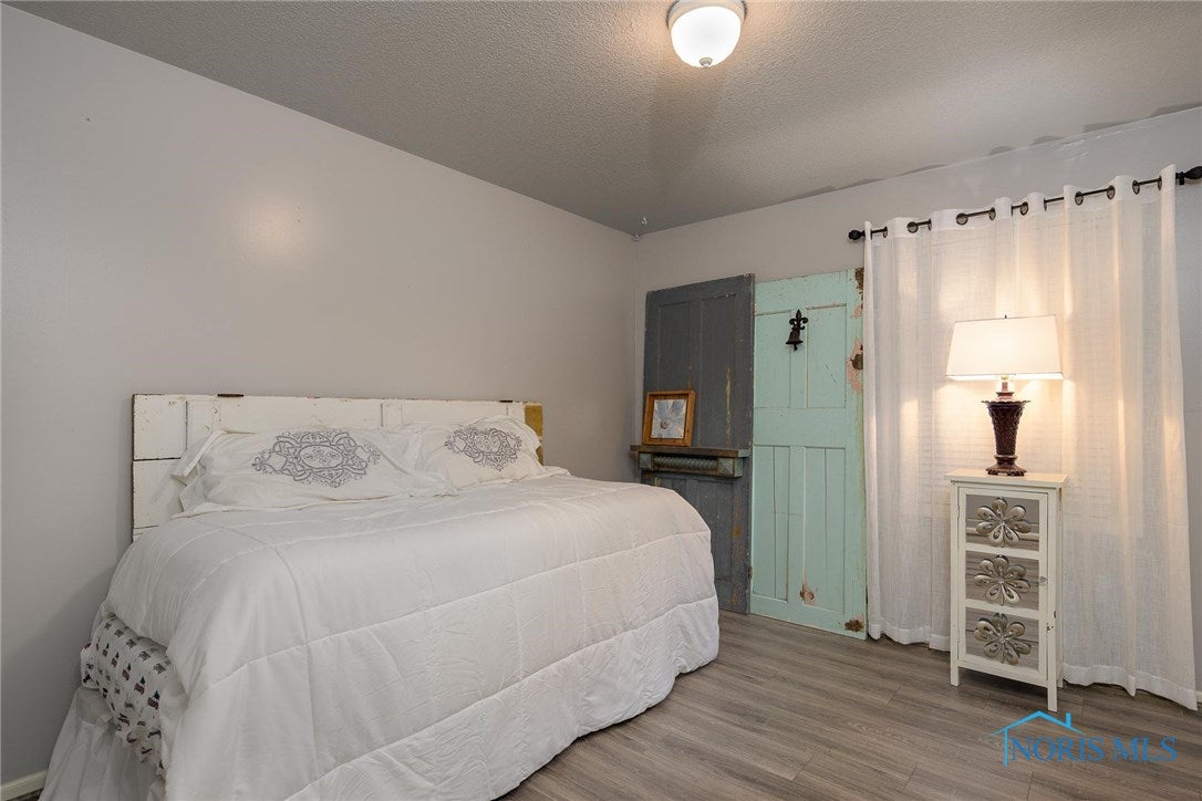 8025 Dowling Road Perrysburg, OH 43551 - Photo 21 of 32 Gallery Image 21