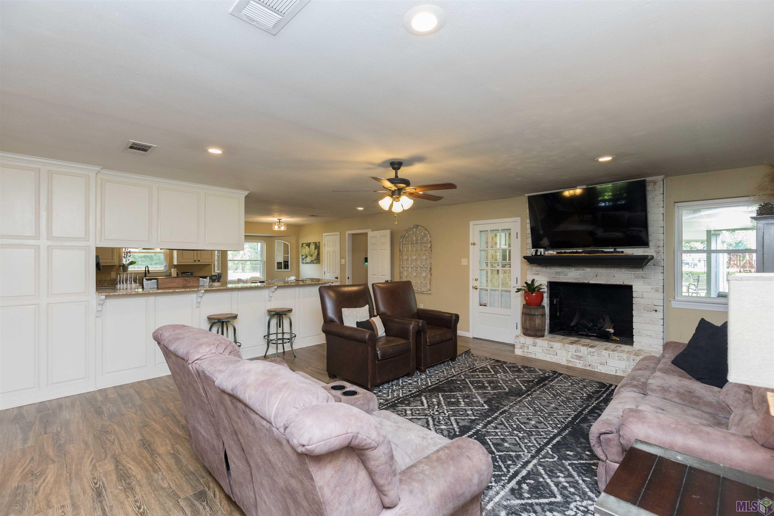 5737 Mapleton Drive Central, LA 70739 - Photo 12 of 32