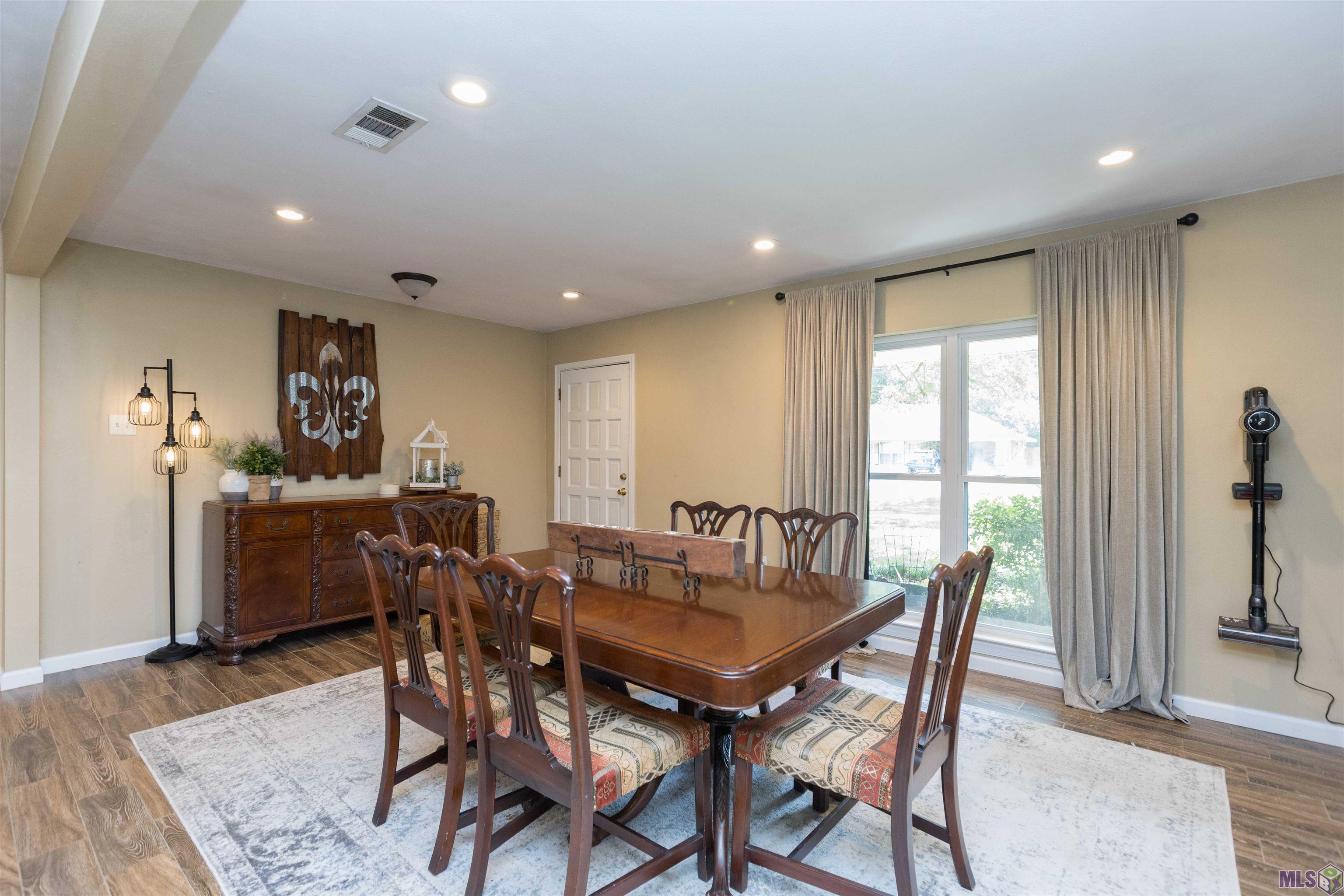 5737 Mapleton Drive Central, LA 70739 - Photo 15 of 32