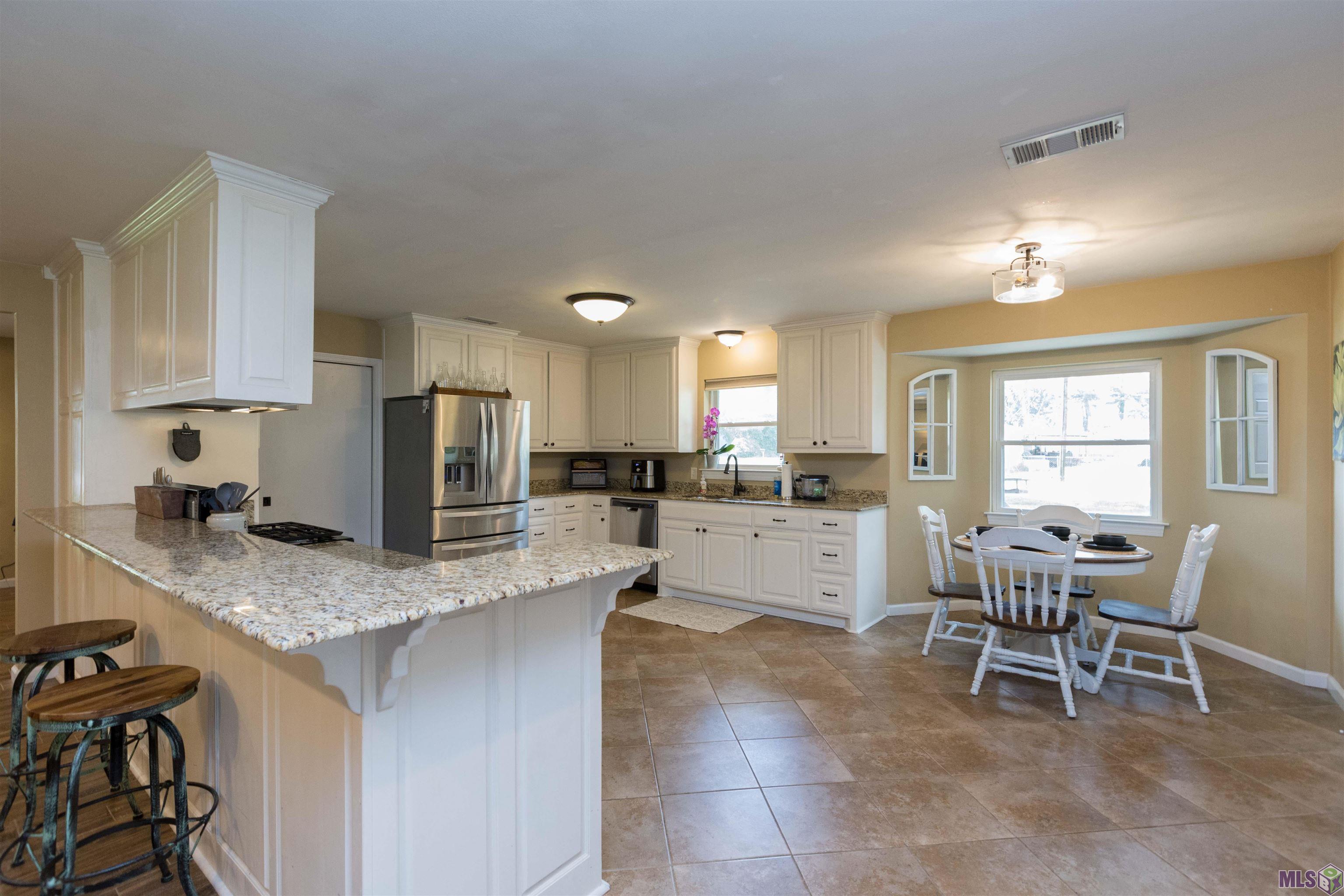 5737 Mapleton Drive Central, LA 70739 - Photo 17 of 32