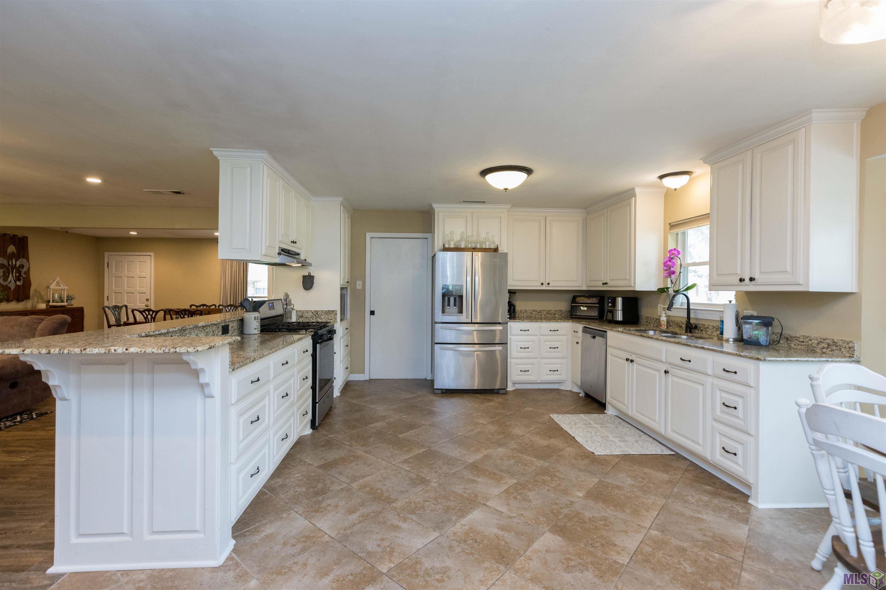 5737 Mapleton Drive Central, LA 70739 - Photo 18 of 32