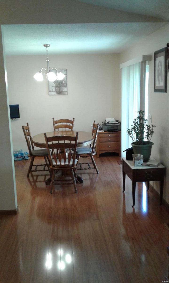 413 Copper Bend Road Maryville, IL 62062 - Photo 10 of 27 Gallery Image 10