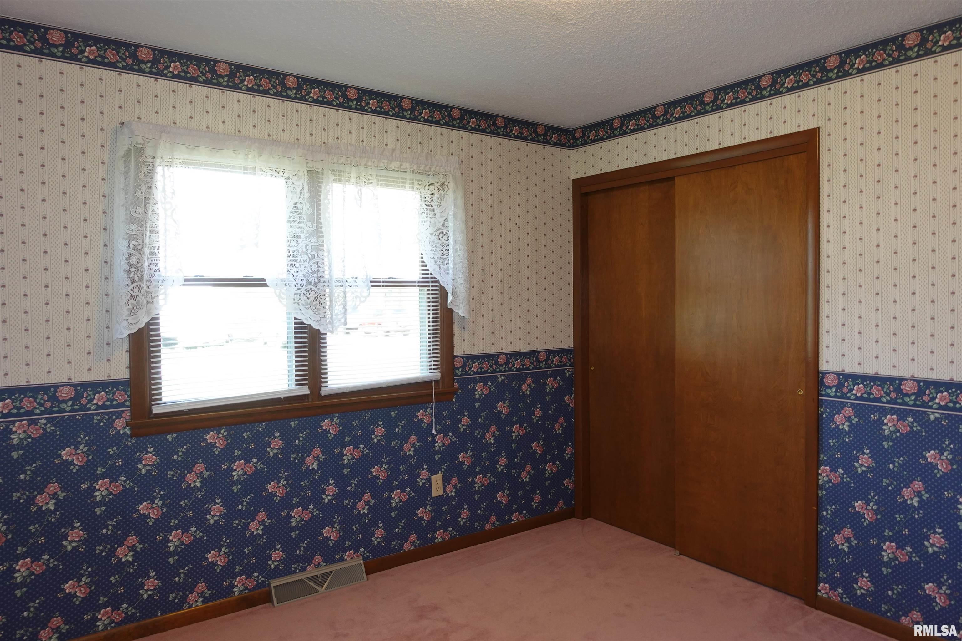 224 East Victoria Street Wataga, IL 61488 - Photo 33 of 40