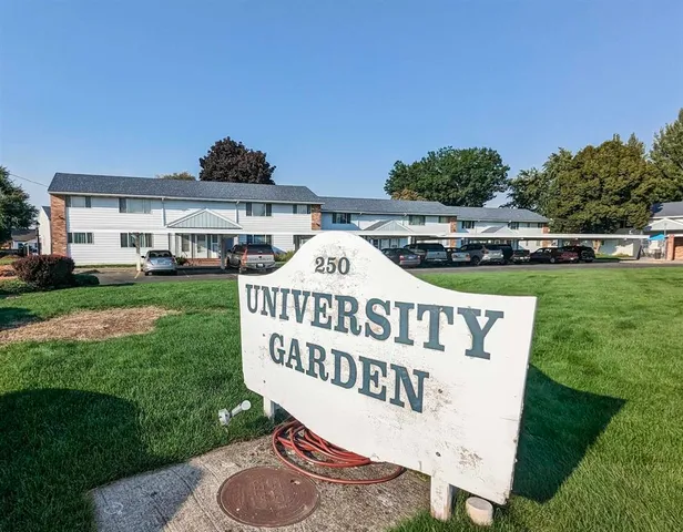 $215,000 | 250 North Raymond Road, Unit A12, Spokane Valley, WA 99206