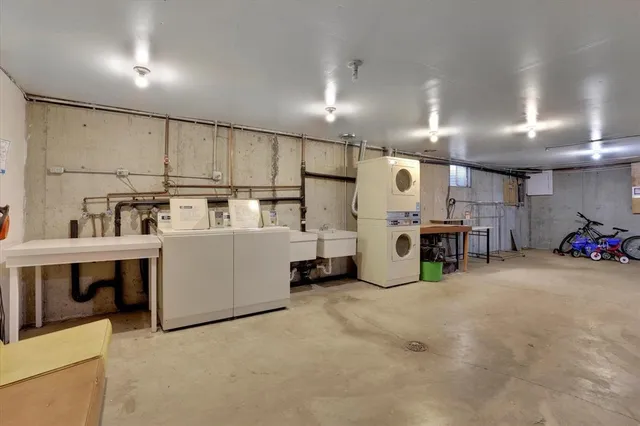 $215,000 | 250 North Raymond Road, Unit A12, Spokane Valley, WA 99206