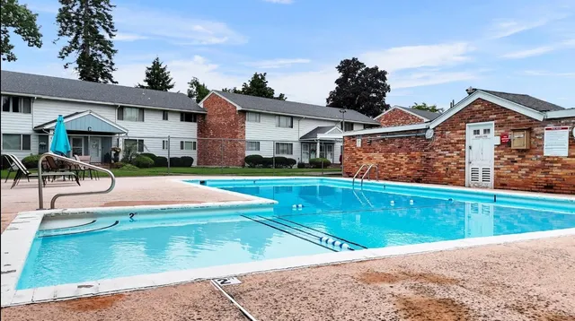 $215,000 | 250 North Raymond Road, Unit A12, Spokane Valley, WA 99206