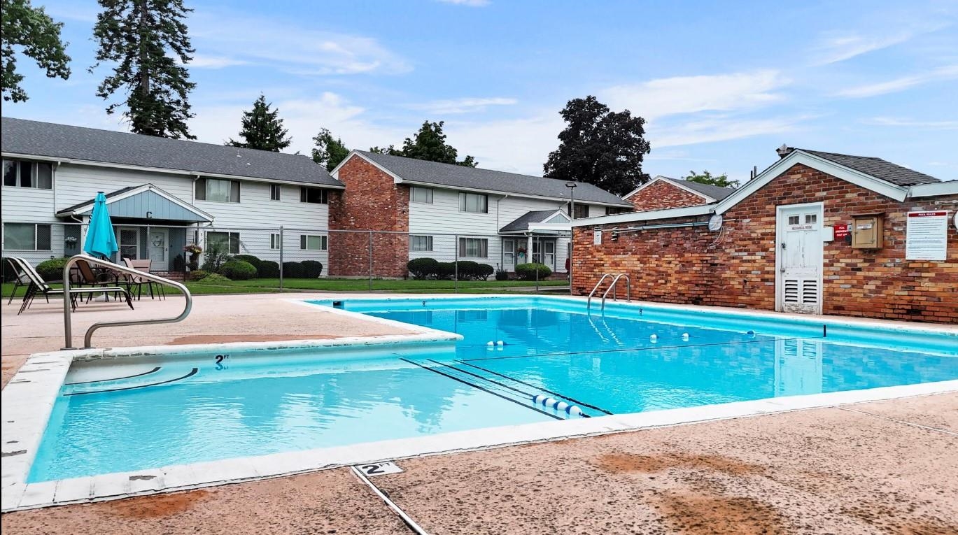 250 North Raymond Road, Unit A12 Spokane Valley, WA 99206 - Photo 4 of 30