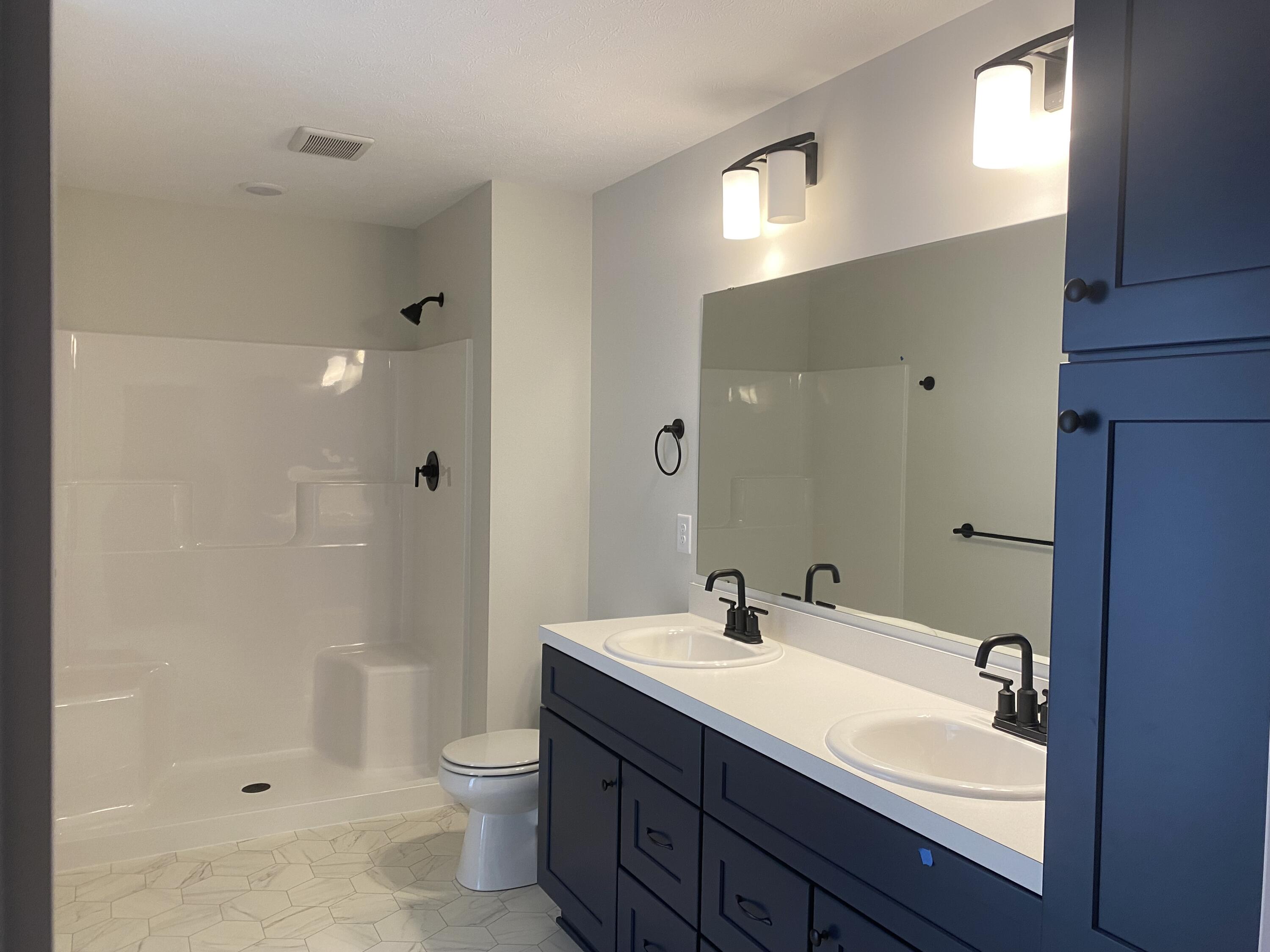 4241 Stratton Boulevard, Unit 24 Kentwood, MI 49512 - Photo 4 of 10 IMG_5857