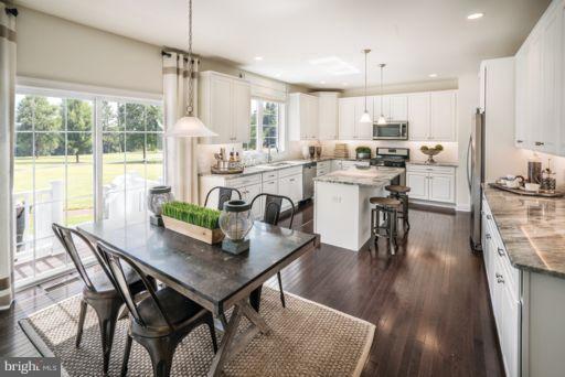 728 Dowers Road Abingdon, MD 21009 - Photo 3 of 8 Irvine Kitchen-Breakfast Area