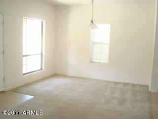 1702 East Bell Road, Unit 186 Phoenix, AZ 85022 - Photo 3 of 5 C:\fakepath\family room