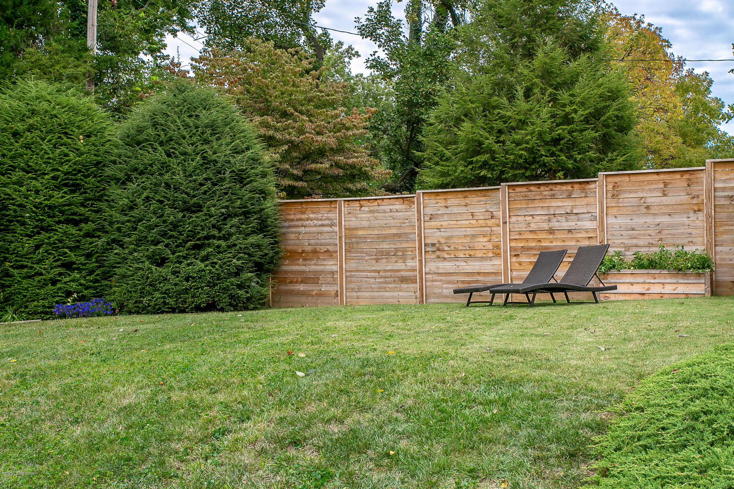 3402 Flinthaven Road Louisville, KY 40241 - Photo 49 of 56 3402 Flinthaven Rd exteriors-18