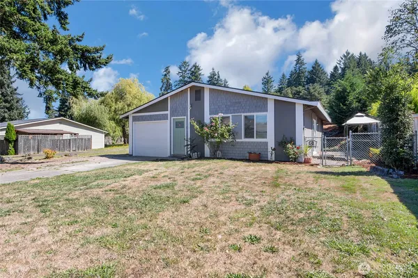 $465,000 | 715 Stevens Street, Steilacoom, WA 98388